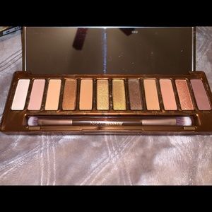 Urban decay naked honey palette